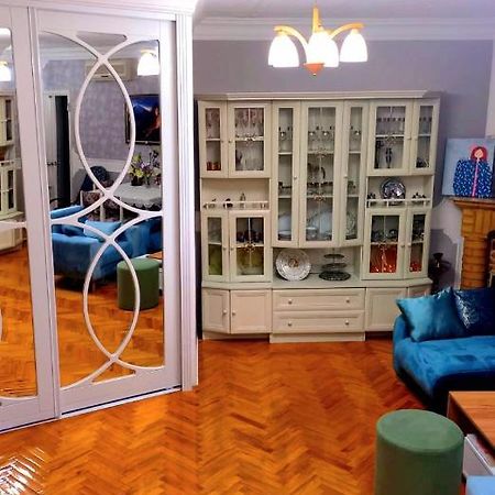 Central Apartment "Ameliya" Μπακού Εξωτερικό φωτογραφία