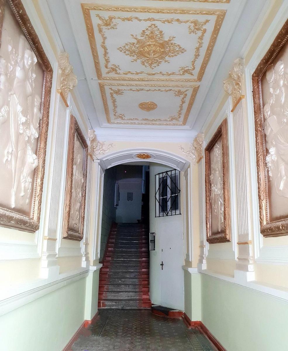 Central Apartment "Ameliya" Μπακού Εξωτερικό φωτογραφία